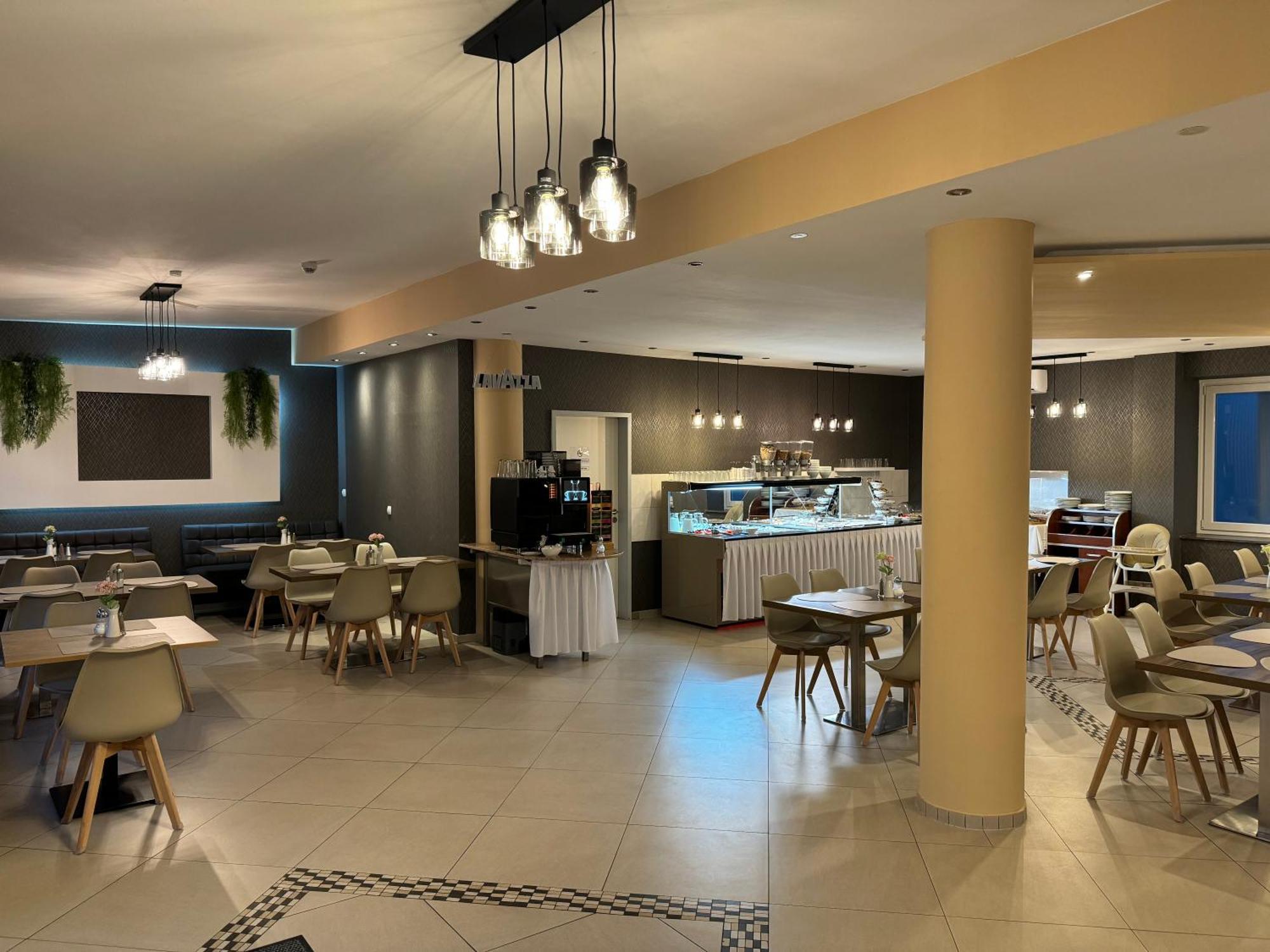 Skyline Hotel Ганновер Экстерьер фото
