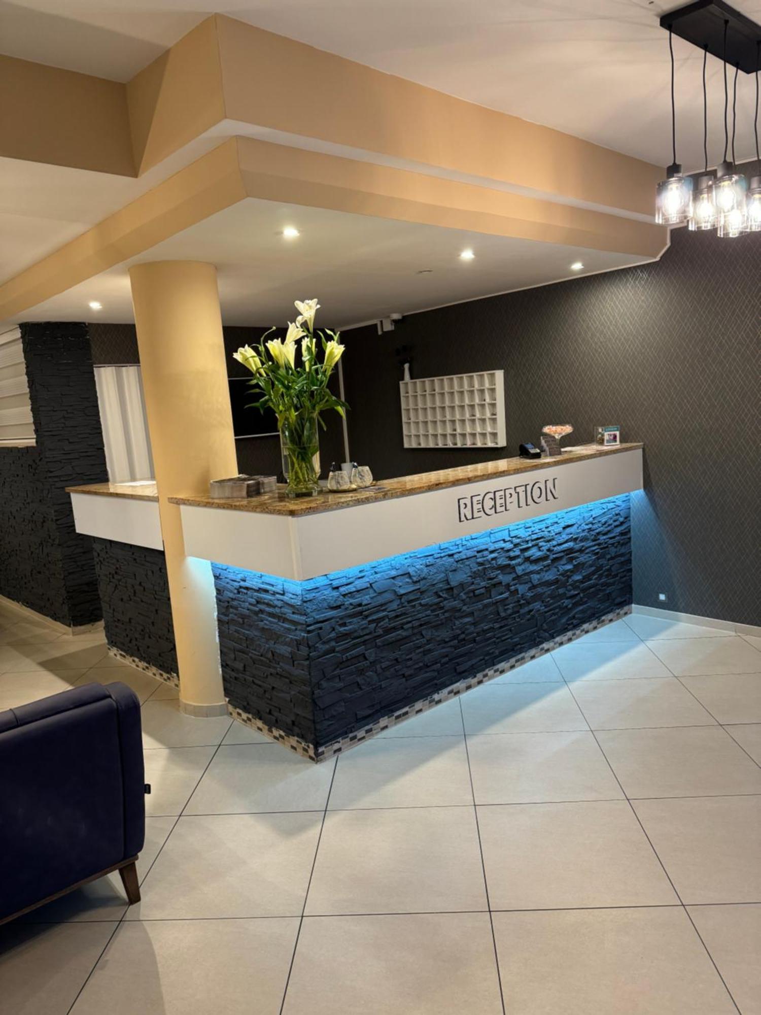 Skyline Hotel Ганновер Экстерьер фото