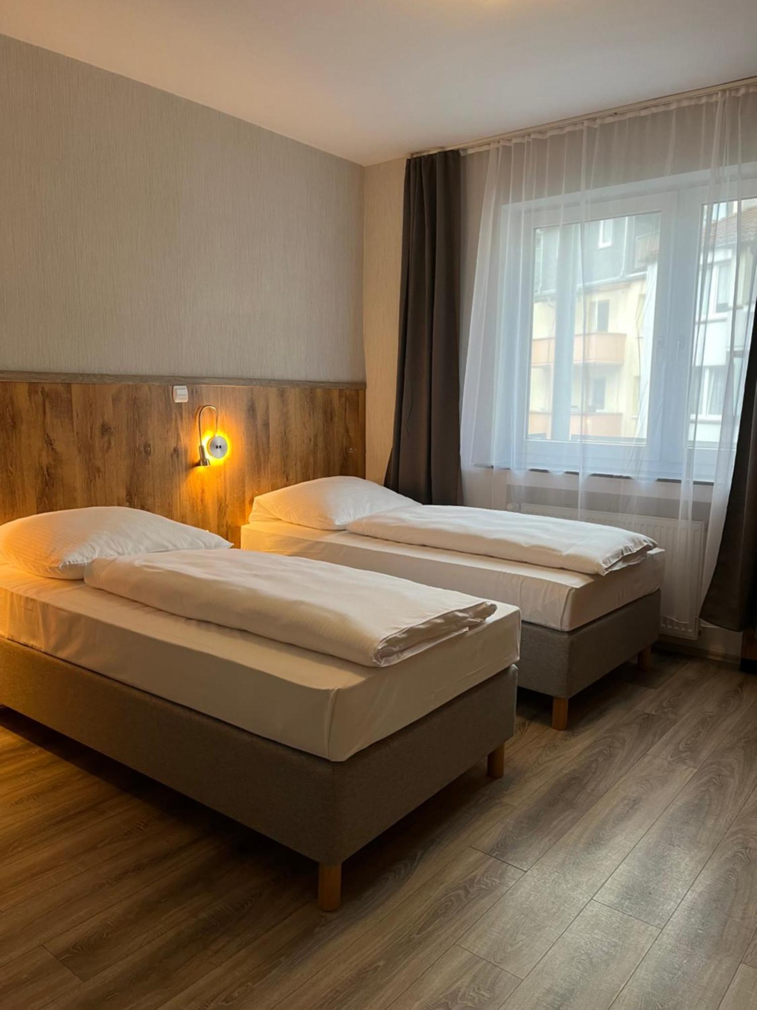 Skyline Hotel Ганновер Экстерьер фото