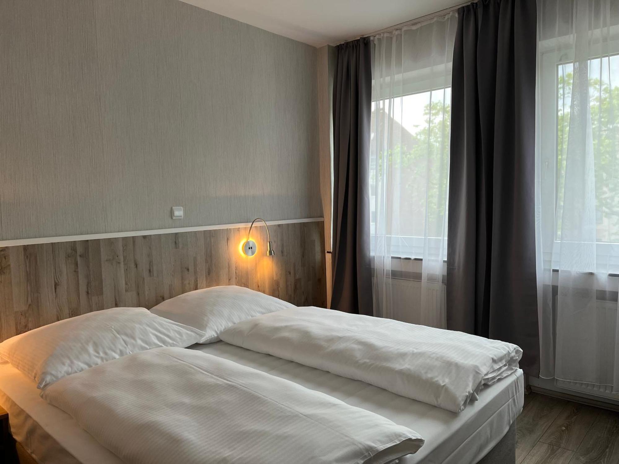 Skyline Hotel Ганновер Экстерьер фото