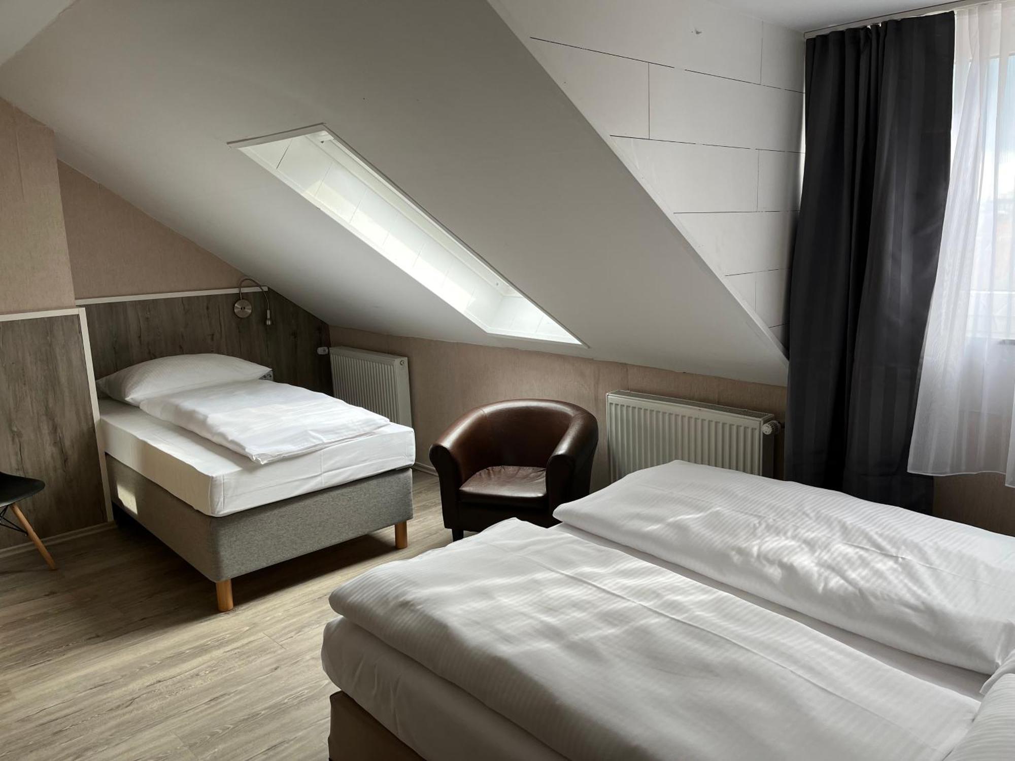 Skyline Hotel Ганновер Экстерьер фото
